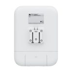 Access point AP771 para exteriores. Wi-Fi 7. Velocidad de dispositivo de 3,57 Gbps. Doble banda. Se recomienda un máximo de 130 usuarios. Máximo de 256 usuarios. Potencia de transmisión de 28 dBm. Distancia de cobertura óptima de 130 m. Antena omnidireccional.
